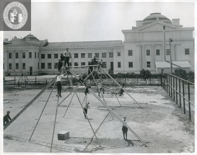San Diego Normal School Playground, 1914