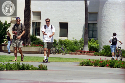 Students in front of Hepner Hall, 2006