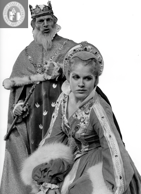 Unidentified actor and actress in King Lear, 1957