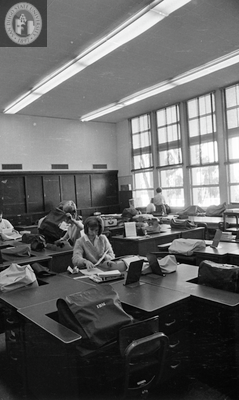 Typing laboratory with IBM typewriters