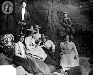Picnic at La Jolla Cove, circa 1908