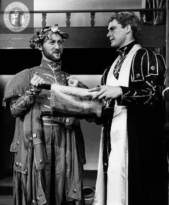 Two unidentified actors in Antony and Cleopatra, 1958