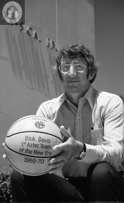 Coach Dick Davis