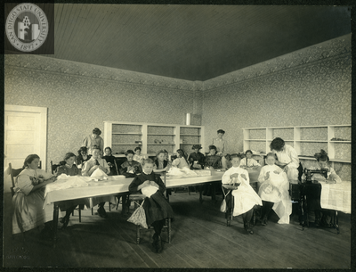 Sewing class, 1907