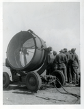 Military searchlight