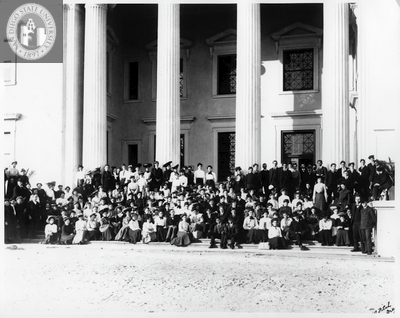 San Diego Normal School students, 1900