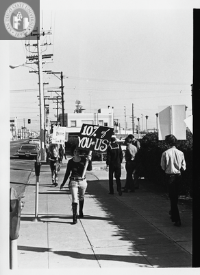 "10% of you are us" sign during Gay Liberation Front picket at SDPD, 1971